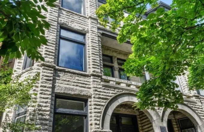 608 W Belden Ave Lincoln Park 1880 Victorian greystone condo renovation by Assembly Squad -- kitchen gut with master bath Schluter Kerdi waterproofing, restored crown moulding, 9 solid-core interior doors, dry-bar build, bay window replacement in Chicago
