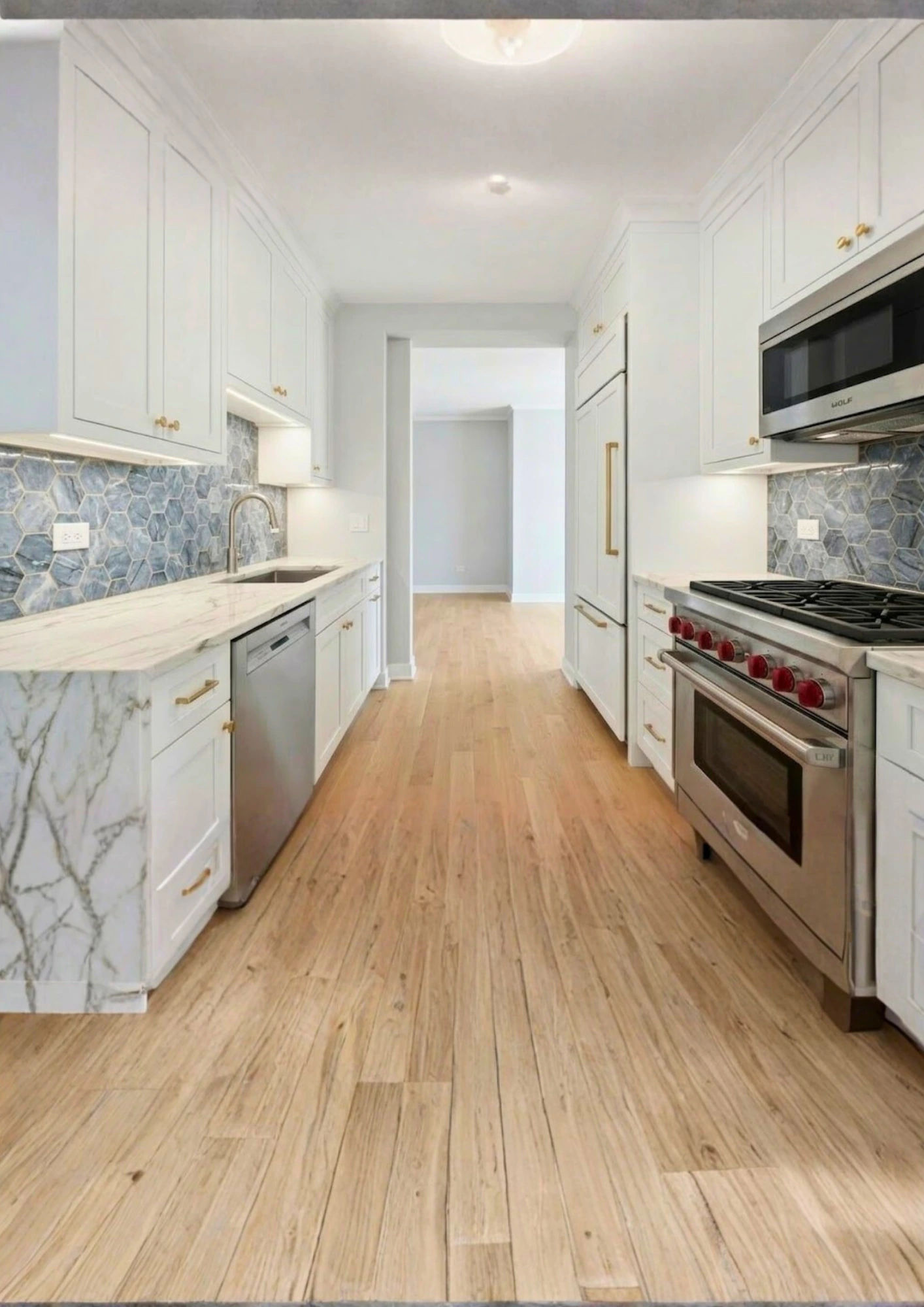 Chicago kitchen remodeling trends 2026 backed by Houzz and KBIS data, completed kitchen by Assembly Squad