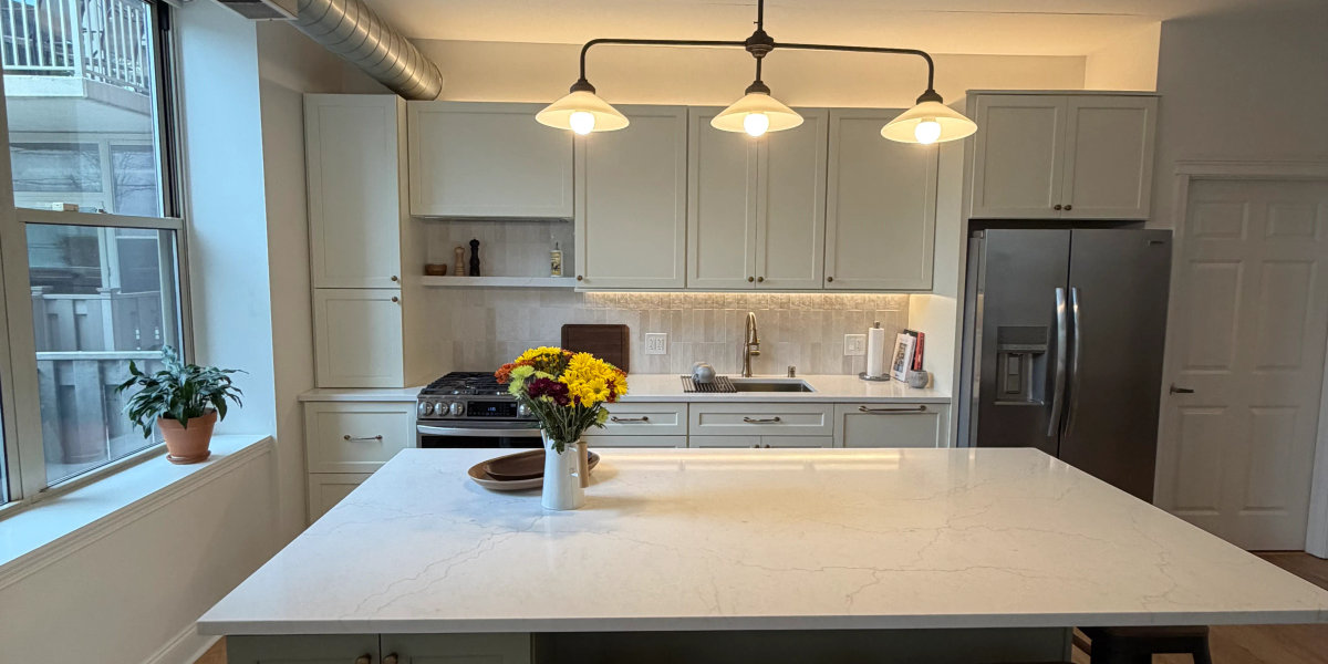 1001 W Madison West Loop condo -- two-tone cabinets after remodel