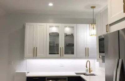West Town kitchen remodel at 1039 N Marshfield with custom USA-made white cabinets and MSI countertops