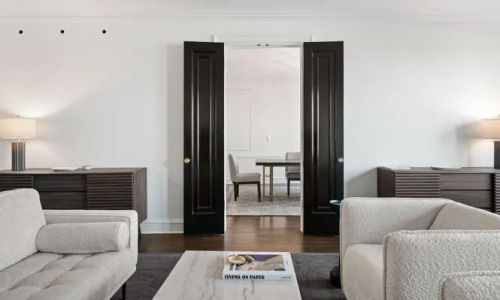 Landmark-compliant restoration work in a Chicago historic district home