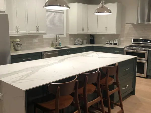 Fremont St Lincoln Park kitchen wet bar area with custom cabinetry