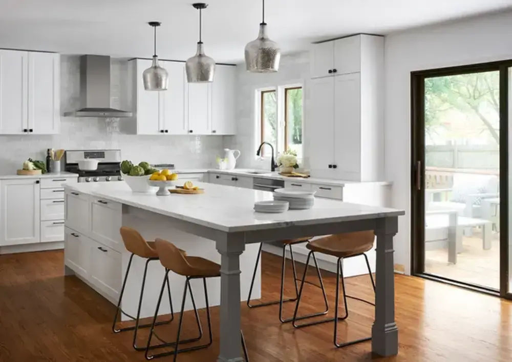 Highland Park kitchen after remodeling - modern design with custom cabinets