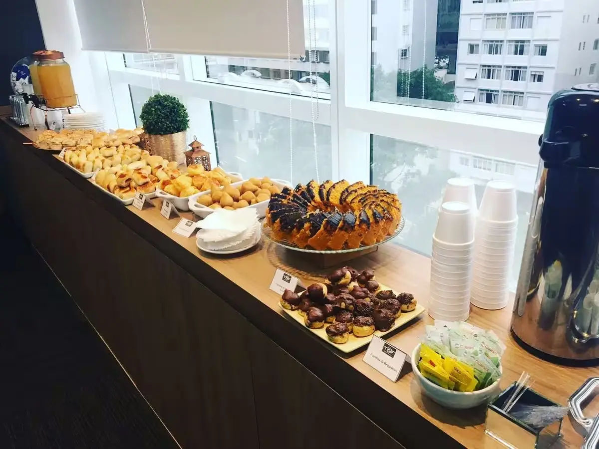 Thoughtful food arrangement