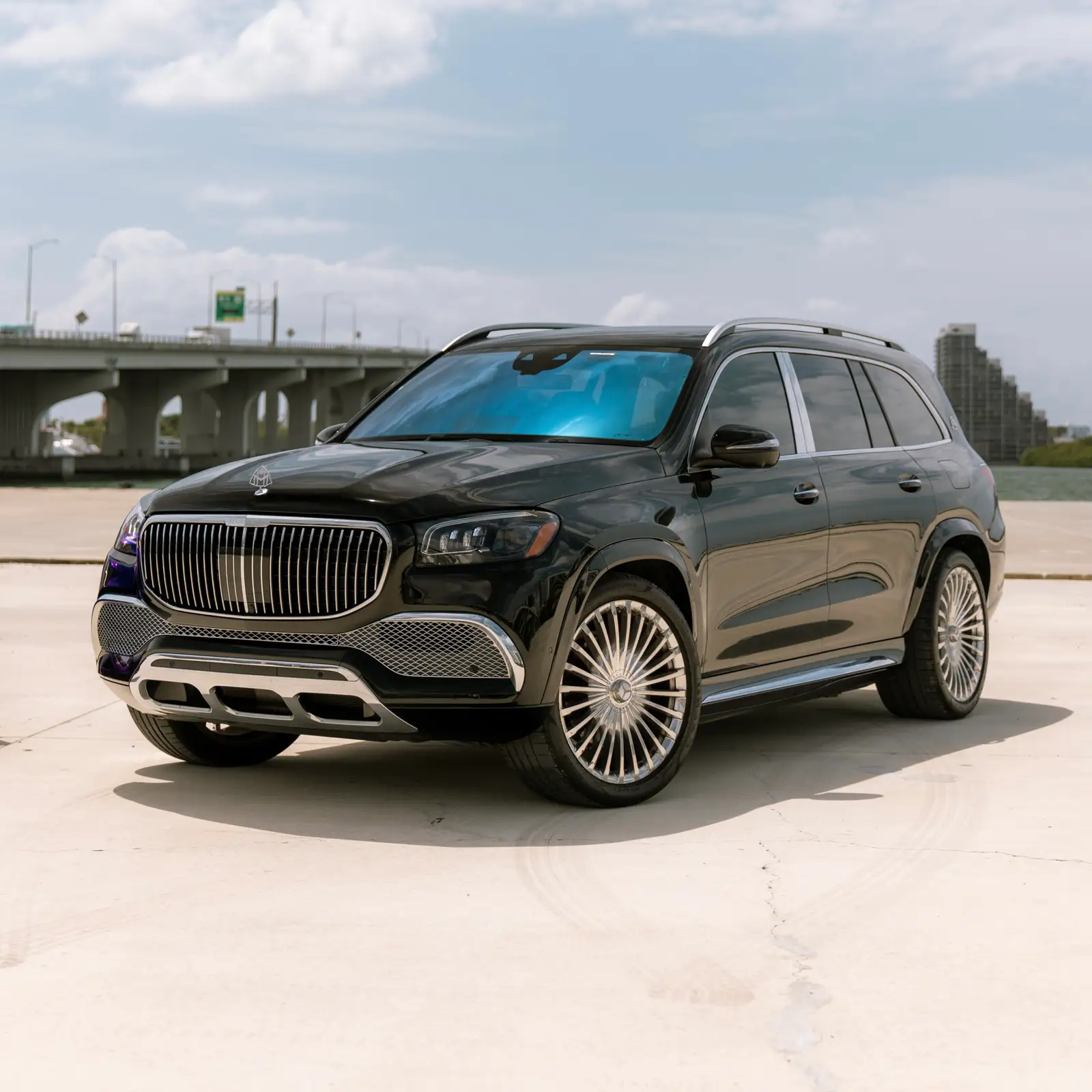 Chauffeured Mercedes‑Maybach GLS 600 in Miami
