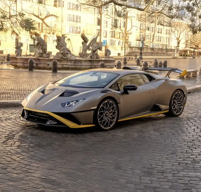 Huracan STO