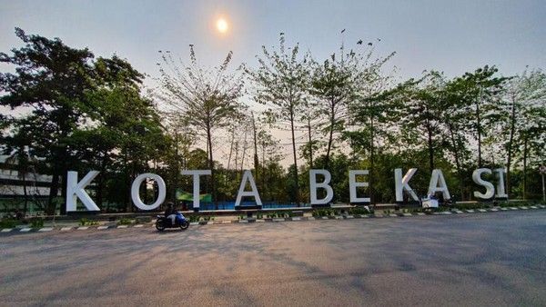 Bekasi: Lebih dari Sekadar Bahan Candaan
