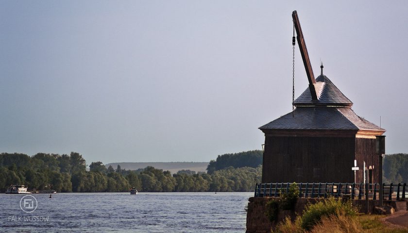 Kran in Oestrich-Winkel