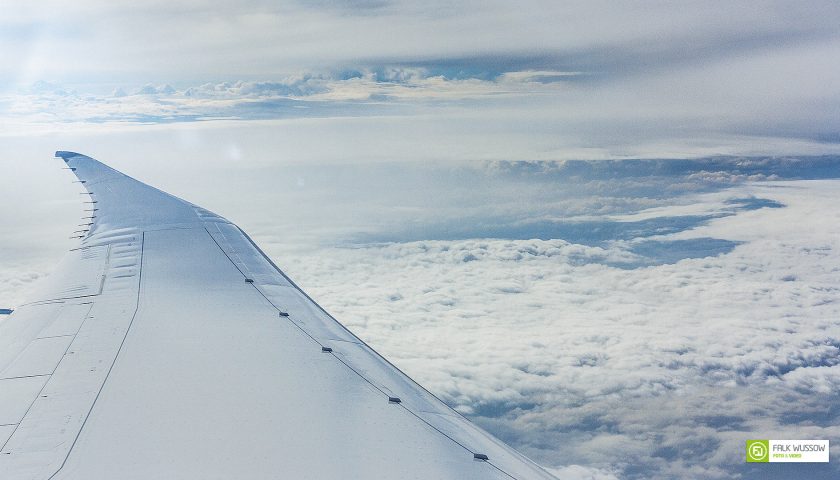 Über den Wolken II