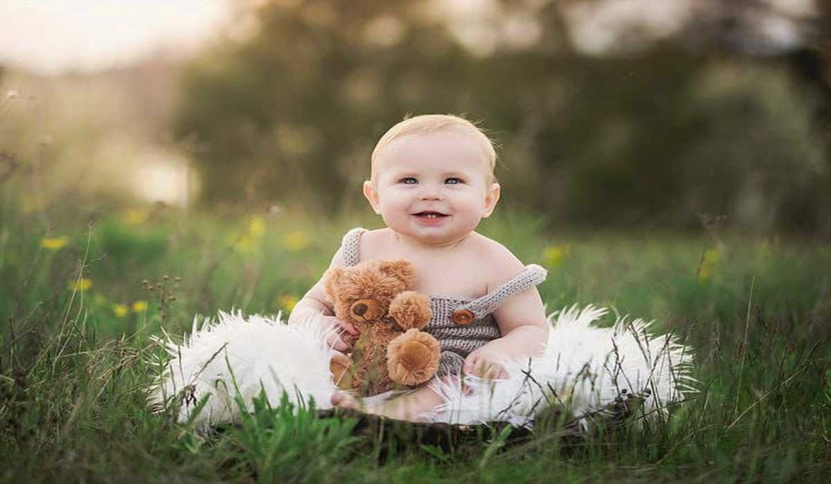  Creative Supplies and Backgrounds 