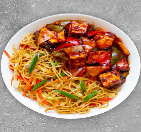 Krishnum's Chilli Paneer Noodles Bowl-Railofy