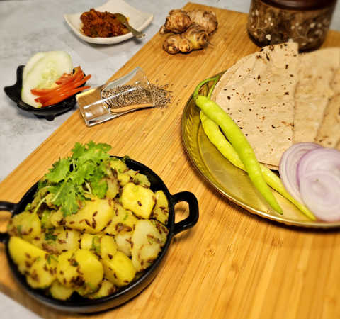 Aloo Jeera & Chapati + Badam Milk-Railofy