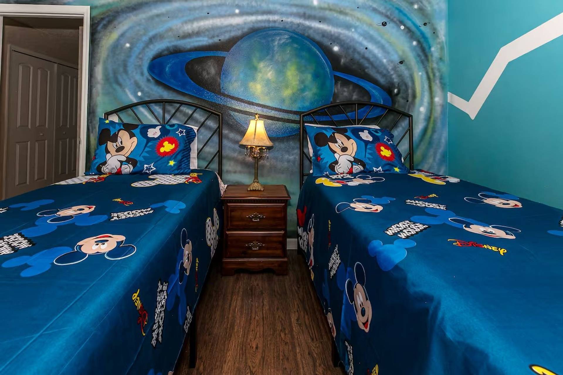 carousel-image