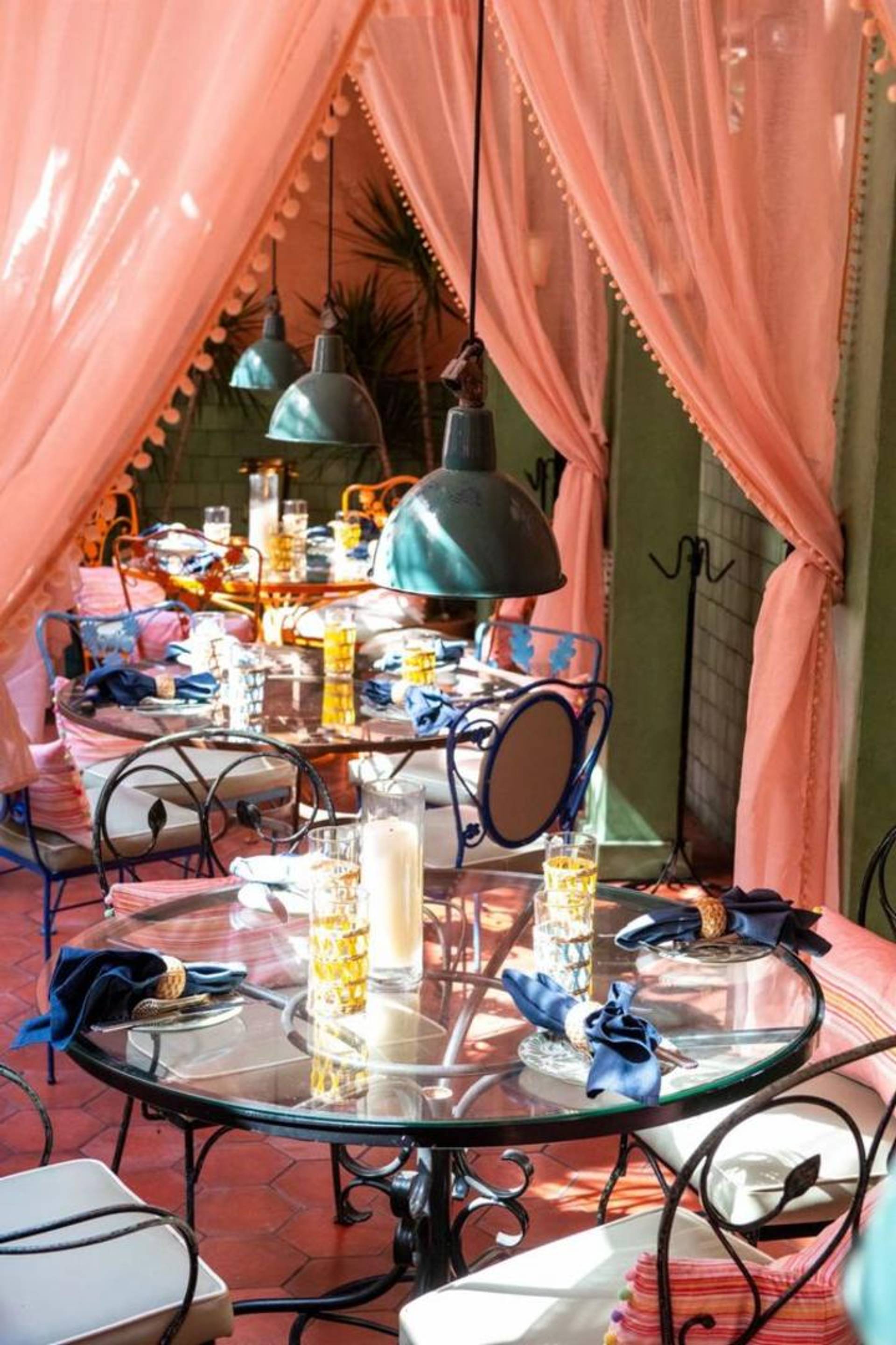 carousel-image