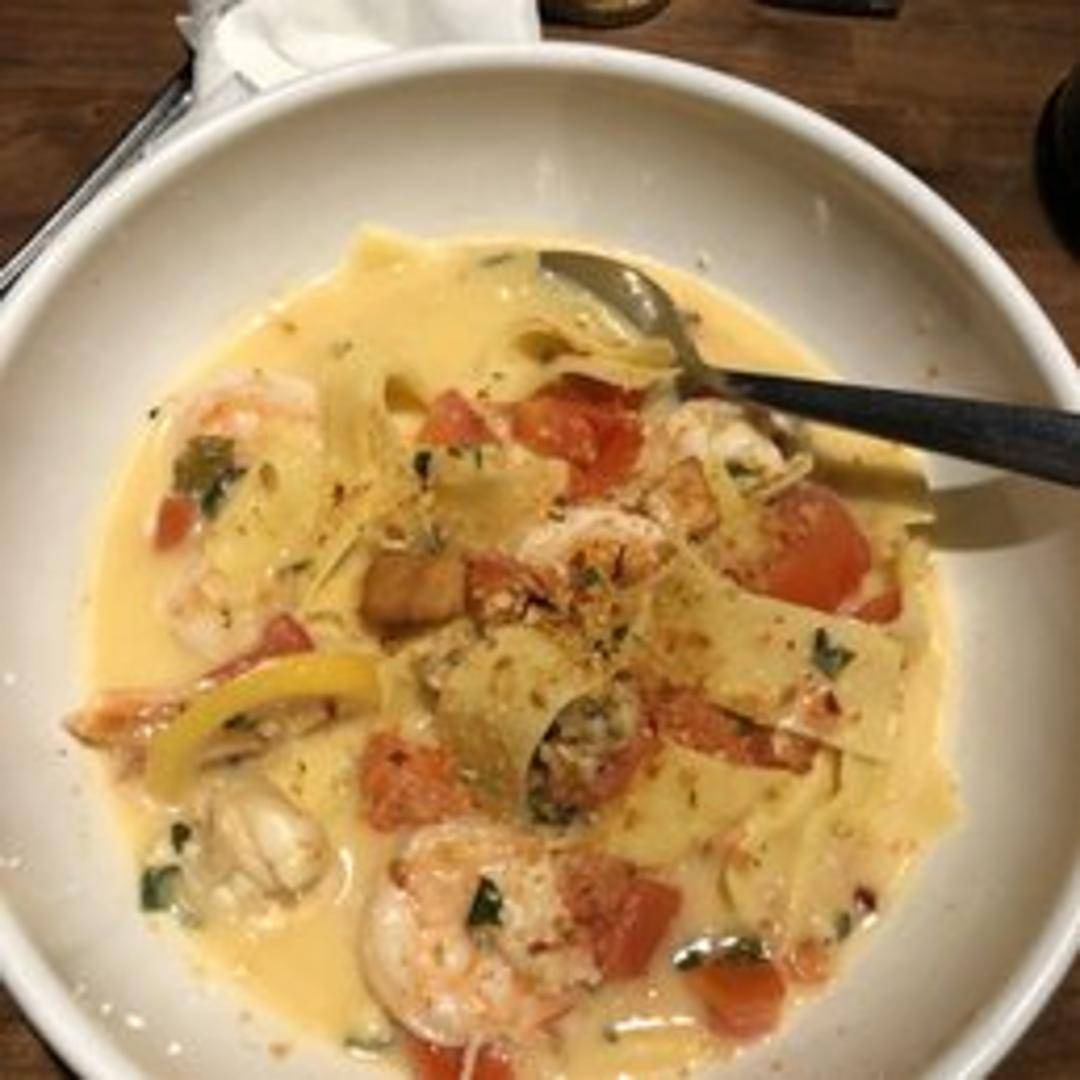 carousel-default-image