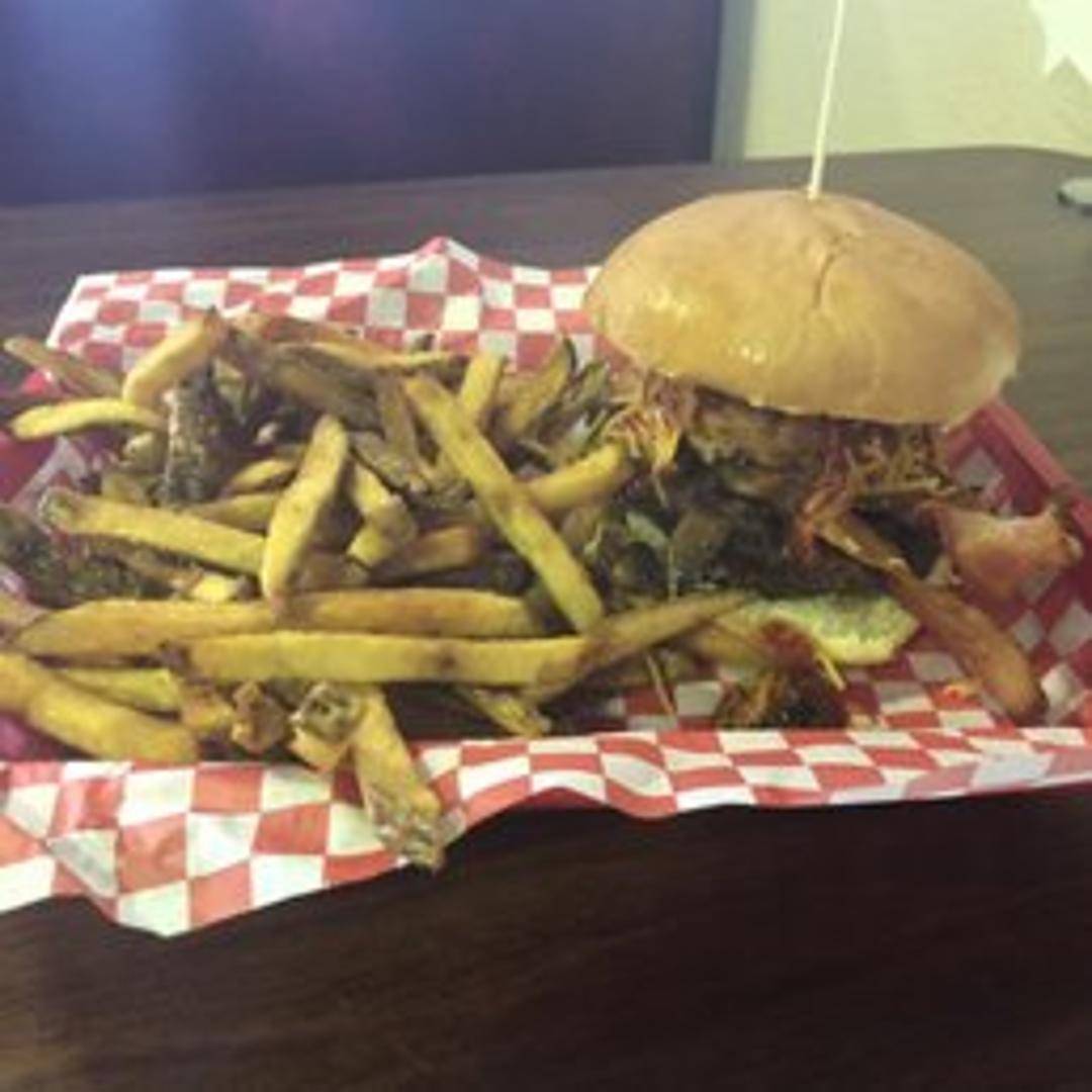 carousel-default-image