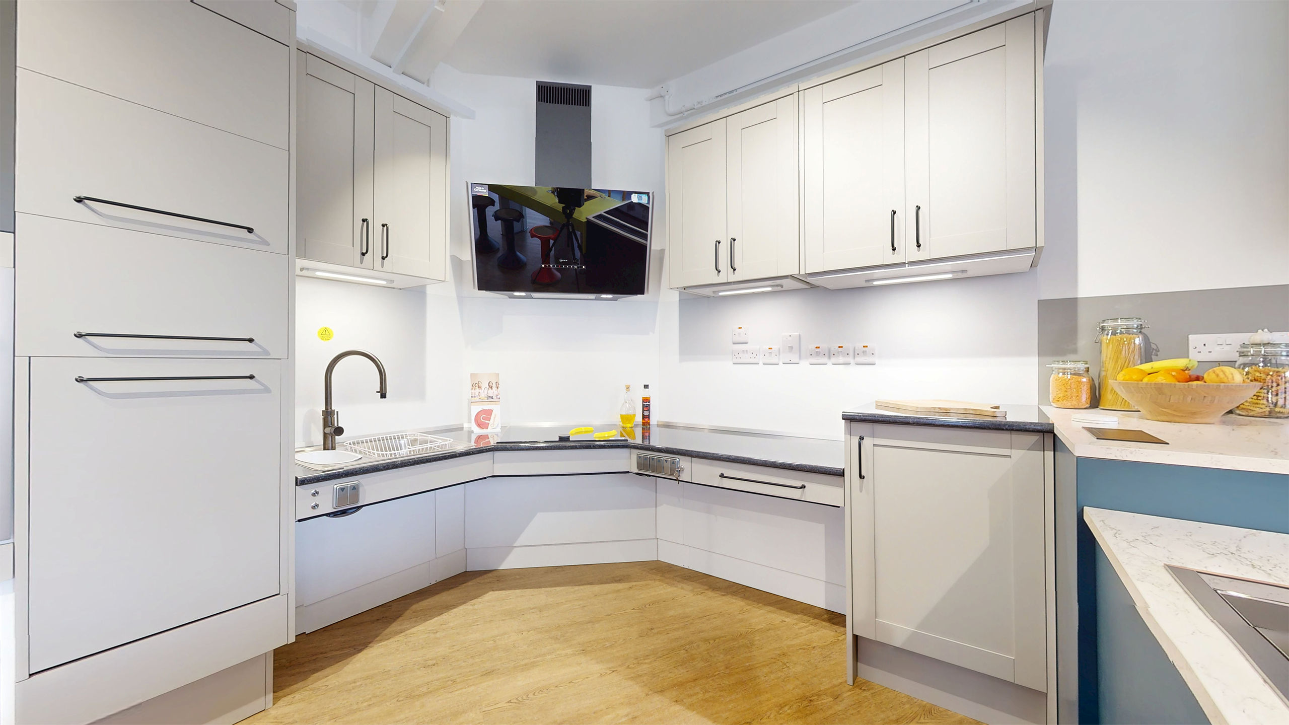 dealer_img_70_1765533707