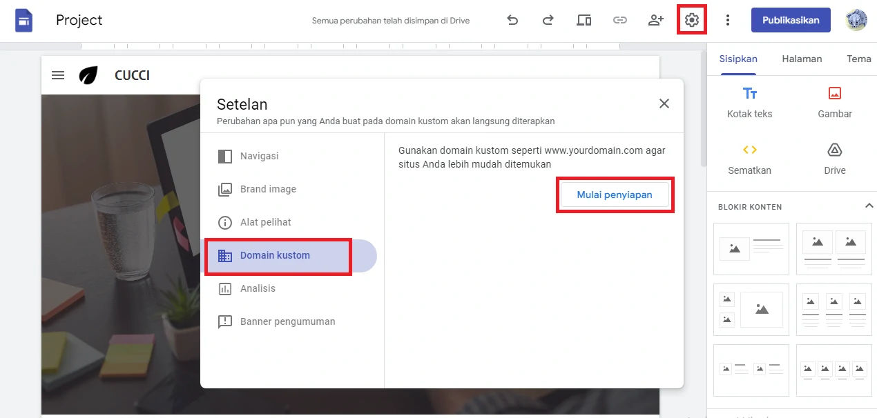 Buka setelan custom domain