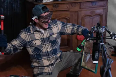 04 glass break foley recording