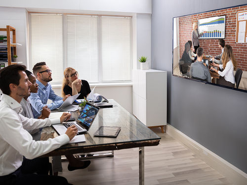 Accountants using video conferencing communication tools