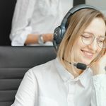 Agent using auto dialer to connect with customers