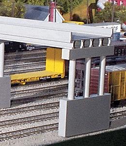 Rix Products RIX162 50 ft. Modern Highway Overpass with Pier