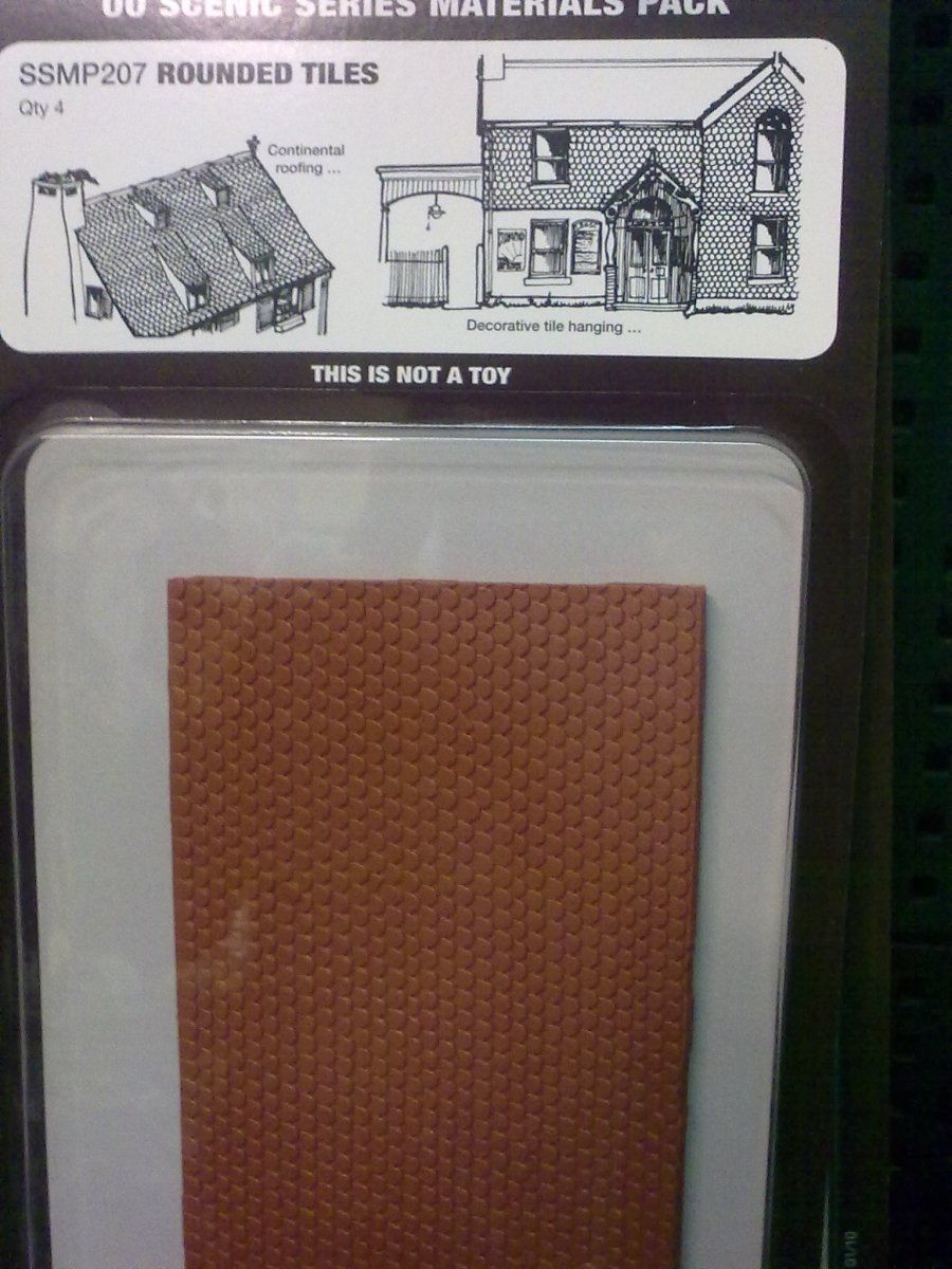 Wills Kits WILSSMP207 4 HO Rounded Tiles