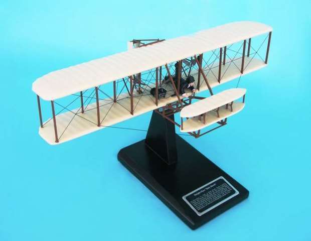 Daron Worldwide Trading ESAG024 Wright Flyer    KITTY HAWK    1/32 AIRCRAFT