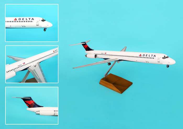 Skymarks Supreme SKR8607 Delta MD-80 1-100 2007 Livery with Wood Stand and Gear
