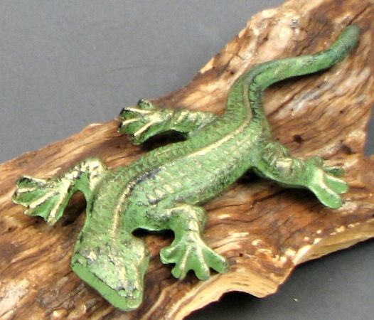 IWGAC 0170S-04105G Cast Iron Gecko Figure&#44; Green - Set of 2