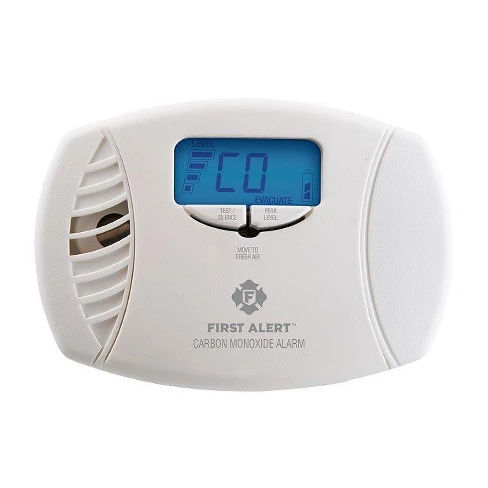 First Alert CODIG Dual Power Carbon Monoxide Plug-In Alarm with Battery Backup and Digital Display (Model