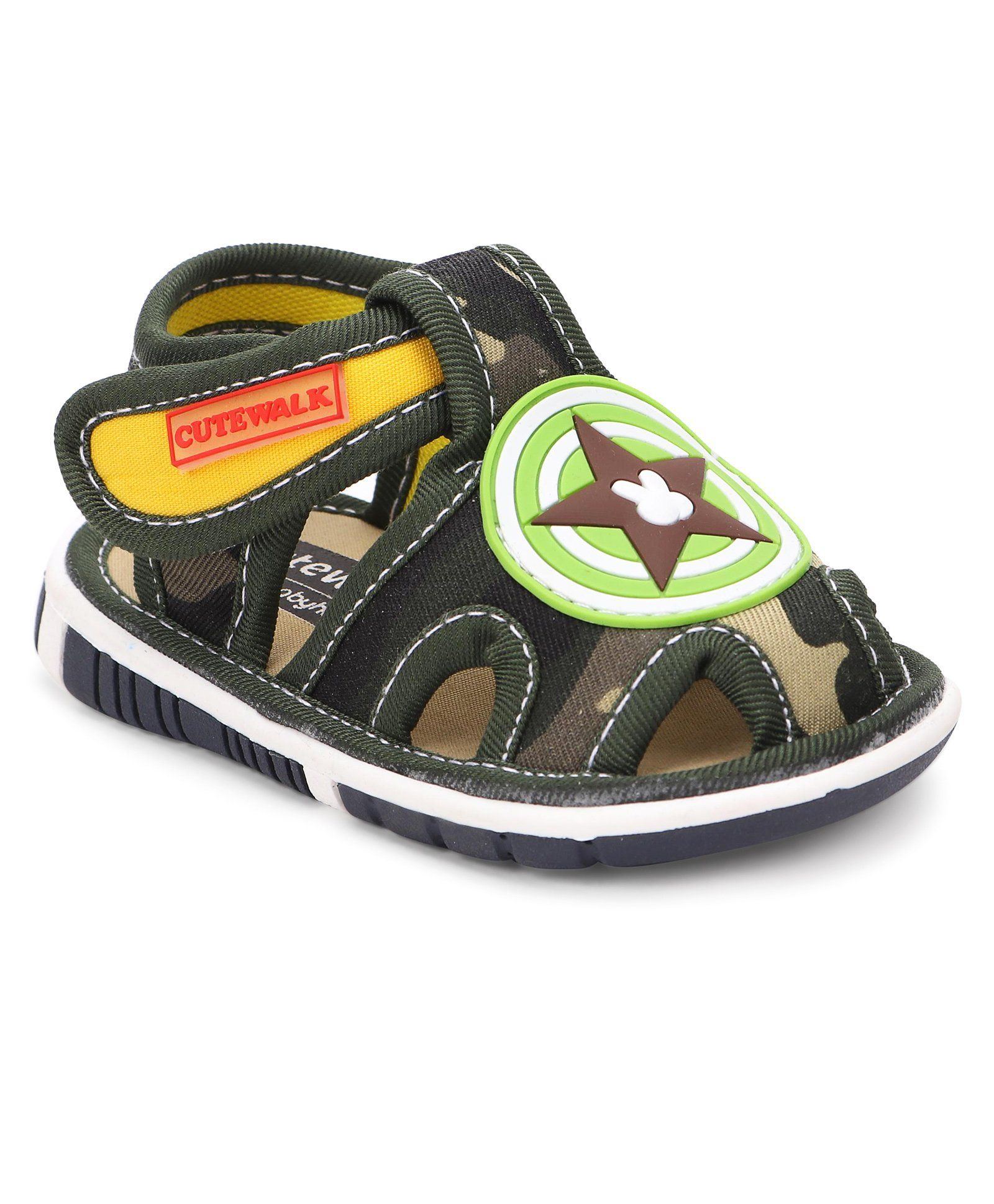Cute Walk by Babyhug Sandals Star Motif - Green