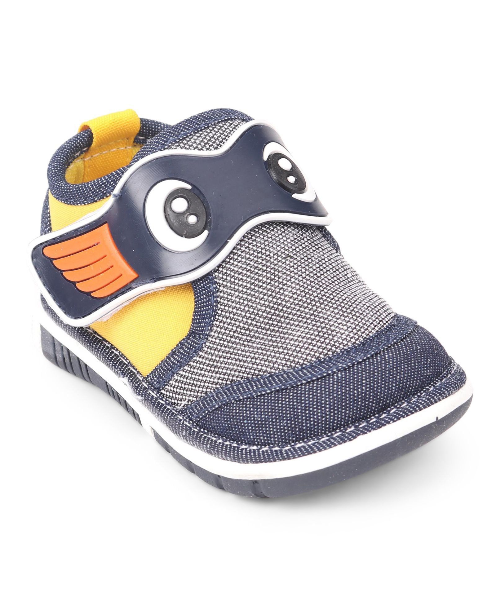 cute walk by babyhug shoes