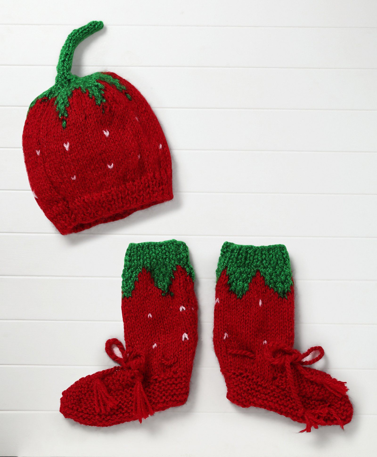 Nappy Monster Strawberry Cap & Booties Set - Red & Green