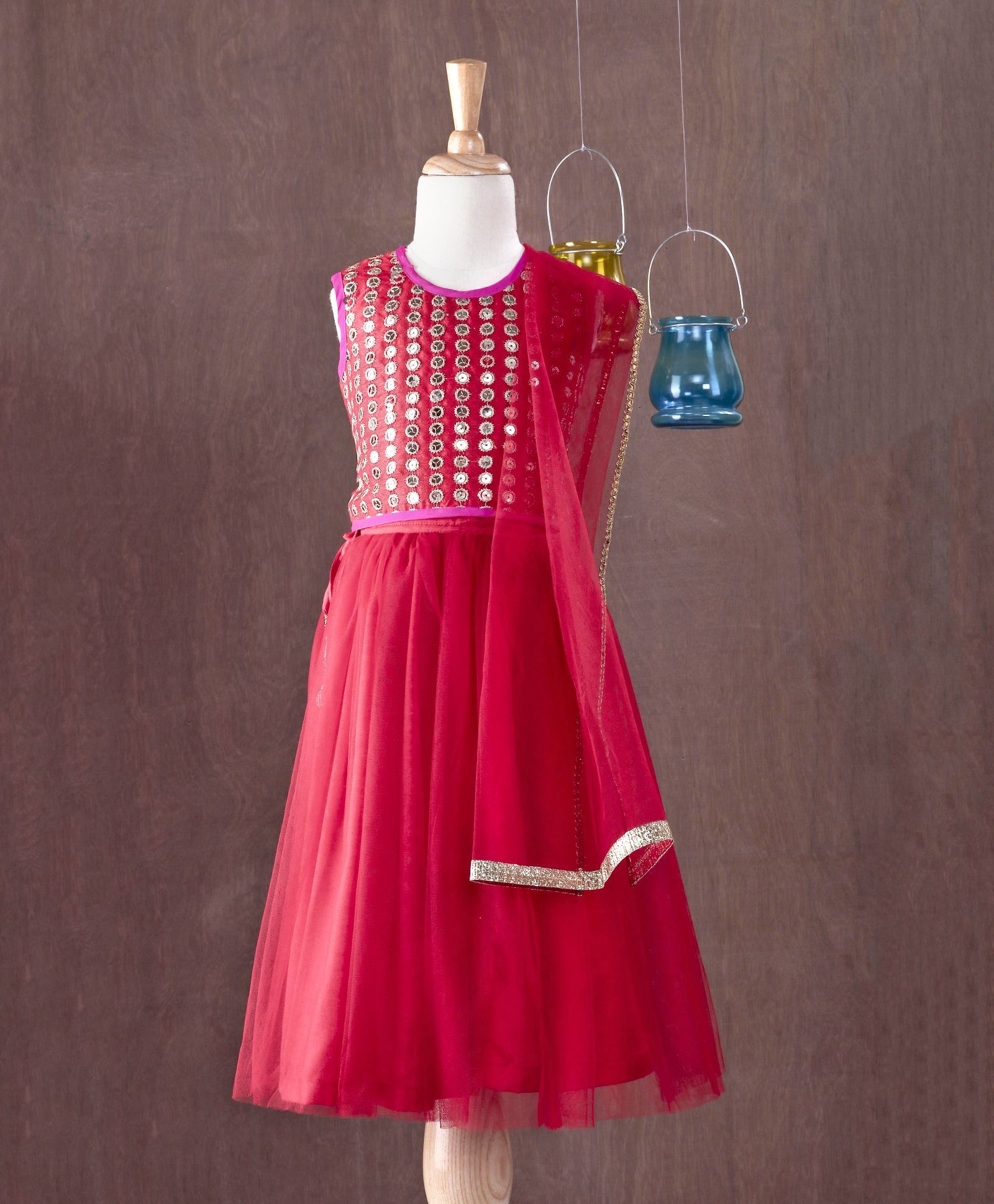Saka Designs Sleeveless Choli Lehenga With Dupatta Mirror Work - Fuchsia