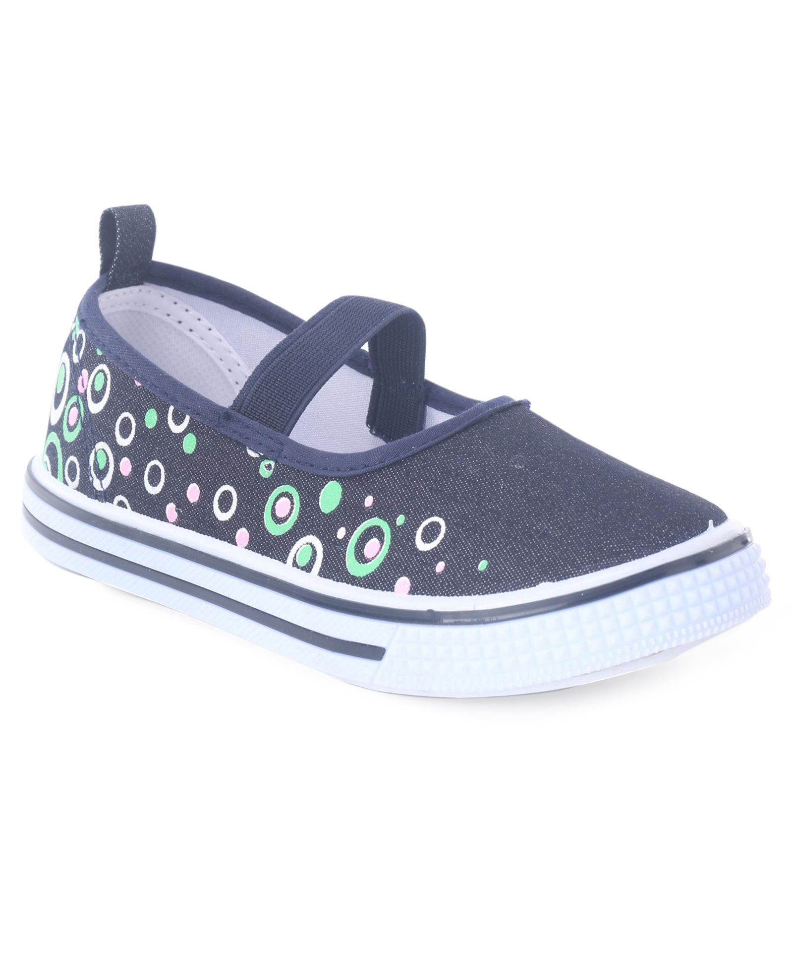 cute walk by babyhug canvas shoes