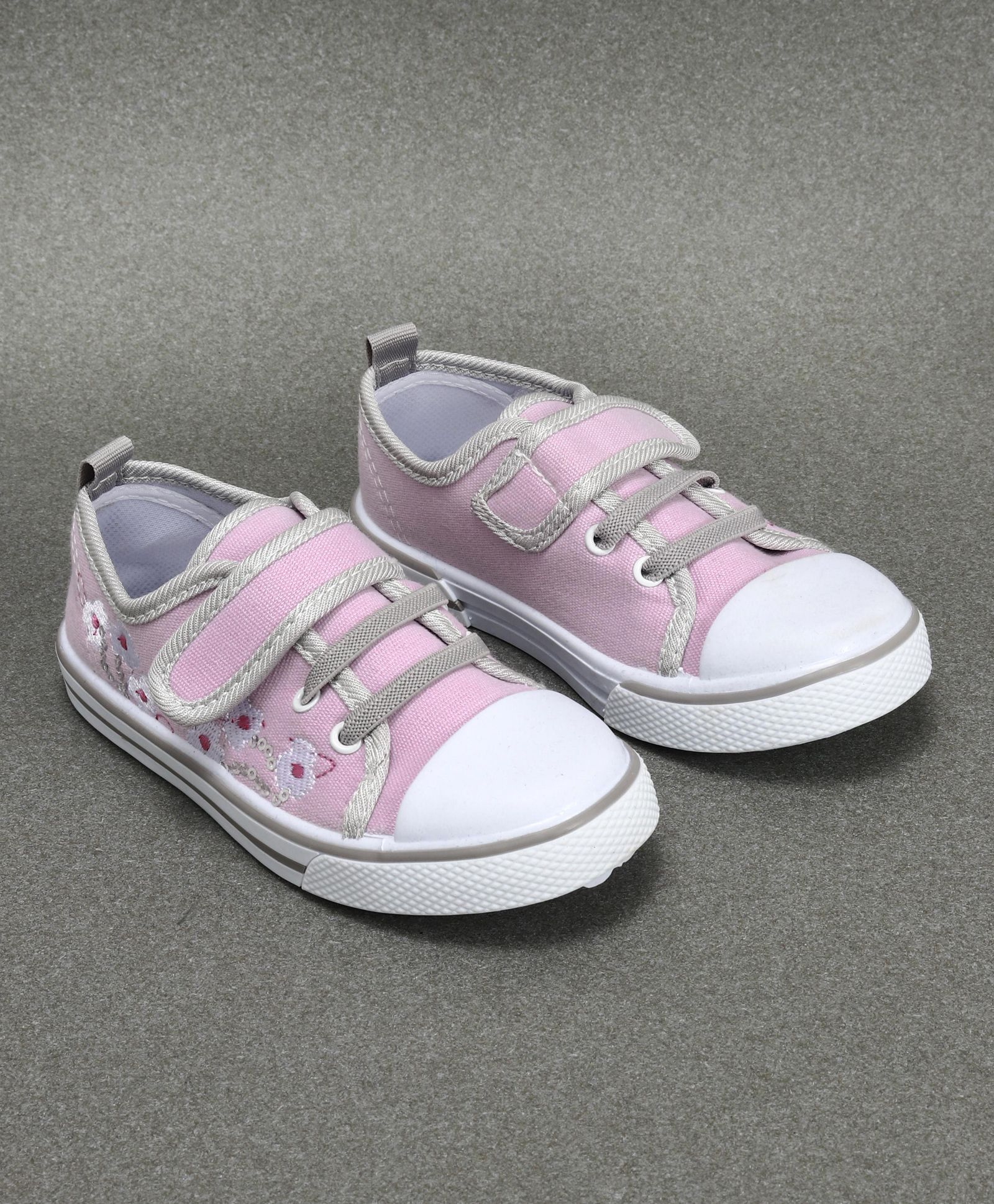 cute walk by babyhug casual shoes