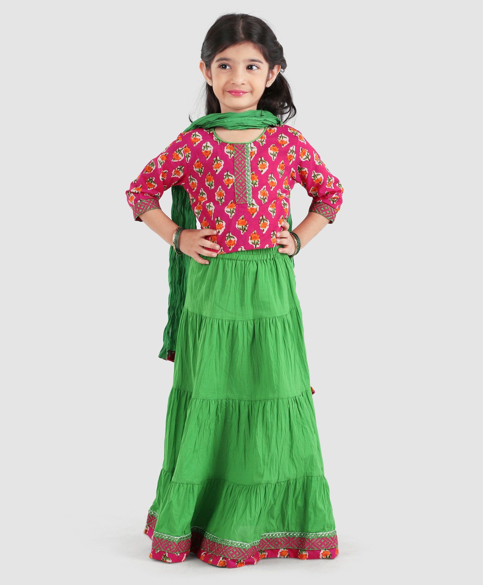 Buy Babyhug Woven Sleeveless Zari Design Choli with Lehenga & Dupatta  Golden Foil Embroidery Fuchsia for Girls (18-24Months) Online in India,  Shop at FirstCry.com - 14227596
