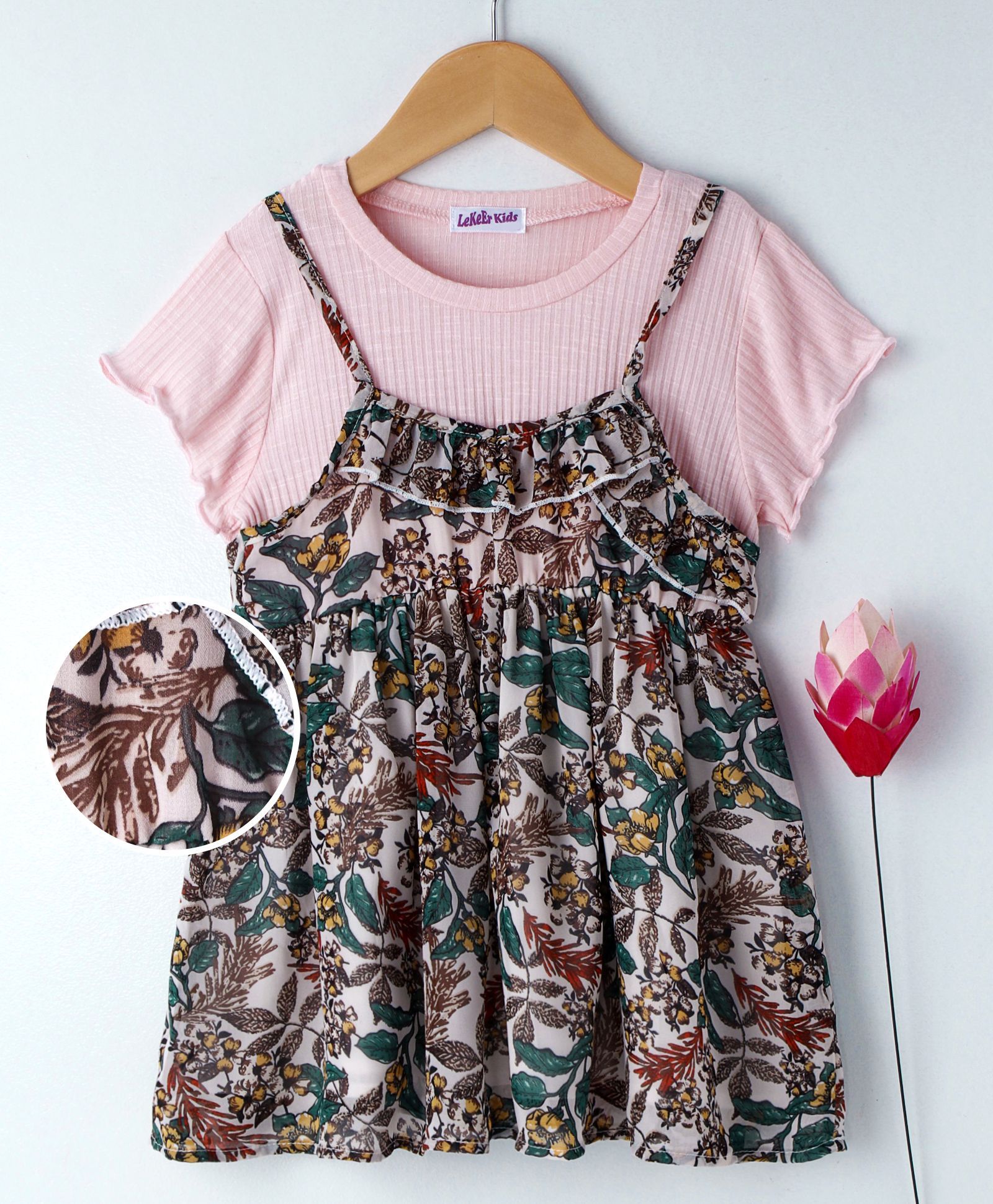 Lekeer Kids Floral Print Sleeveless Dress With Tee - Pink