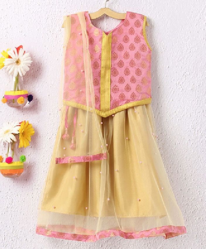 Utsa Boutique Choli & Netted Lehenga With Dupatta Set - Pink & Golden