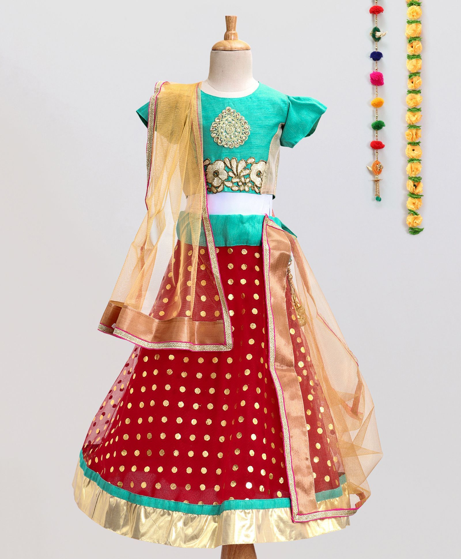 Aglare Short Sleeve Choli With Dupatta & Lehenga Set