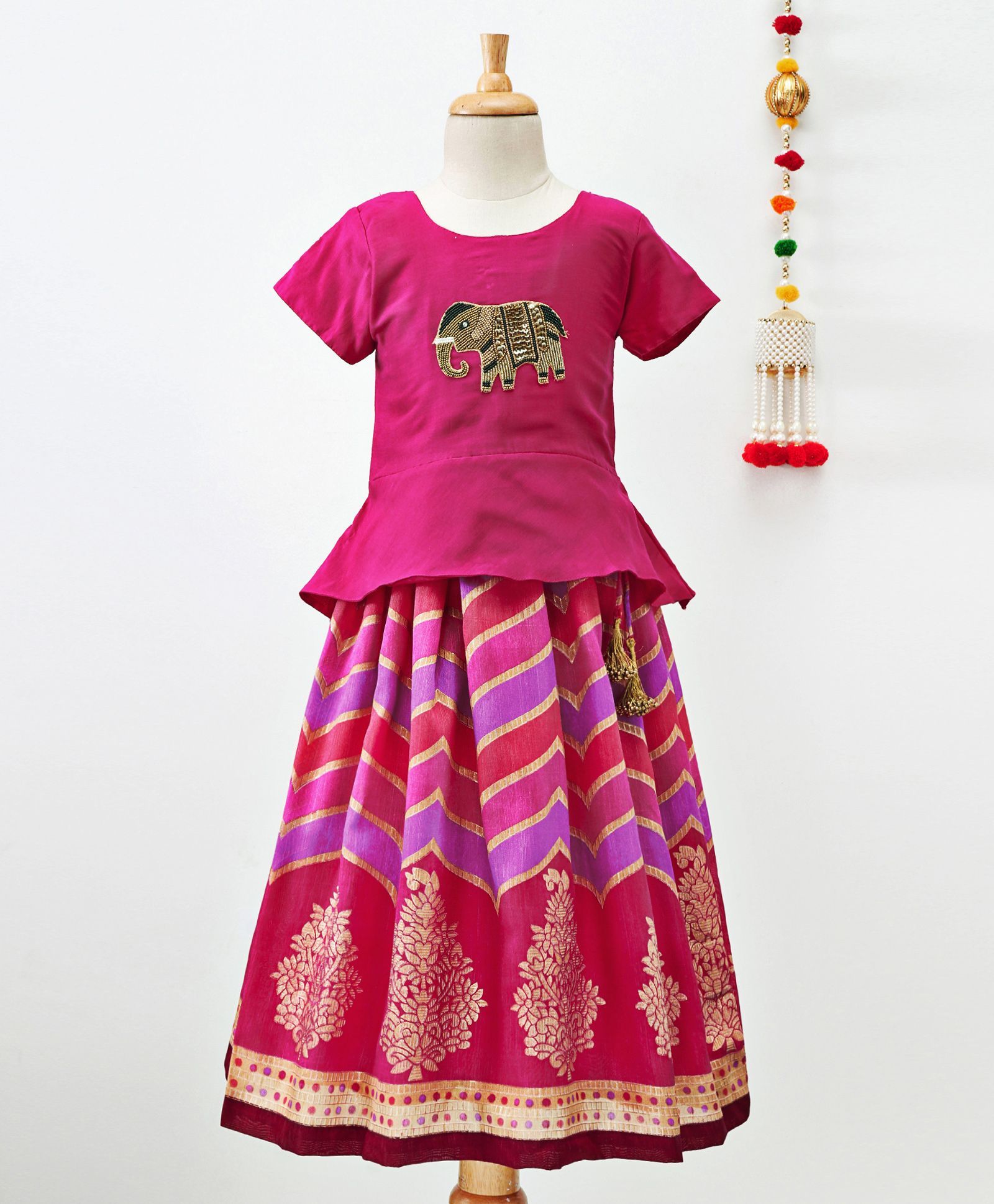 Khilkariyan Elephant Applique Half Sleeves Top & Printed Lehenga Set - Pink