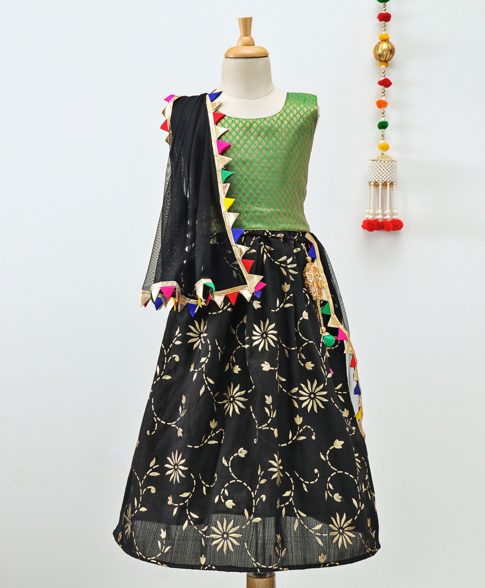Khilkariyan Brocade Sleeveless Choli & Printed Lehenga With Dupatta - Green & Black