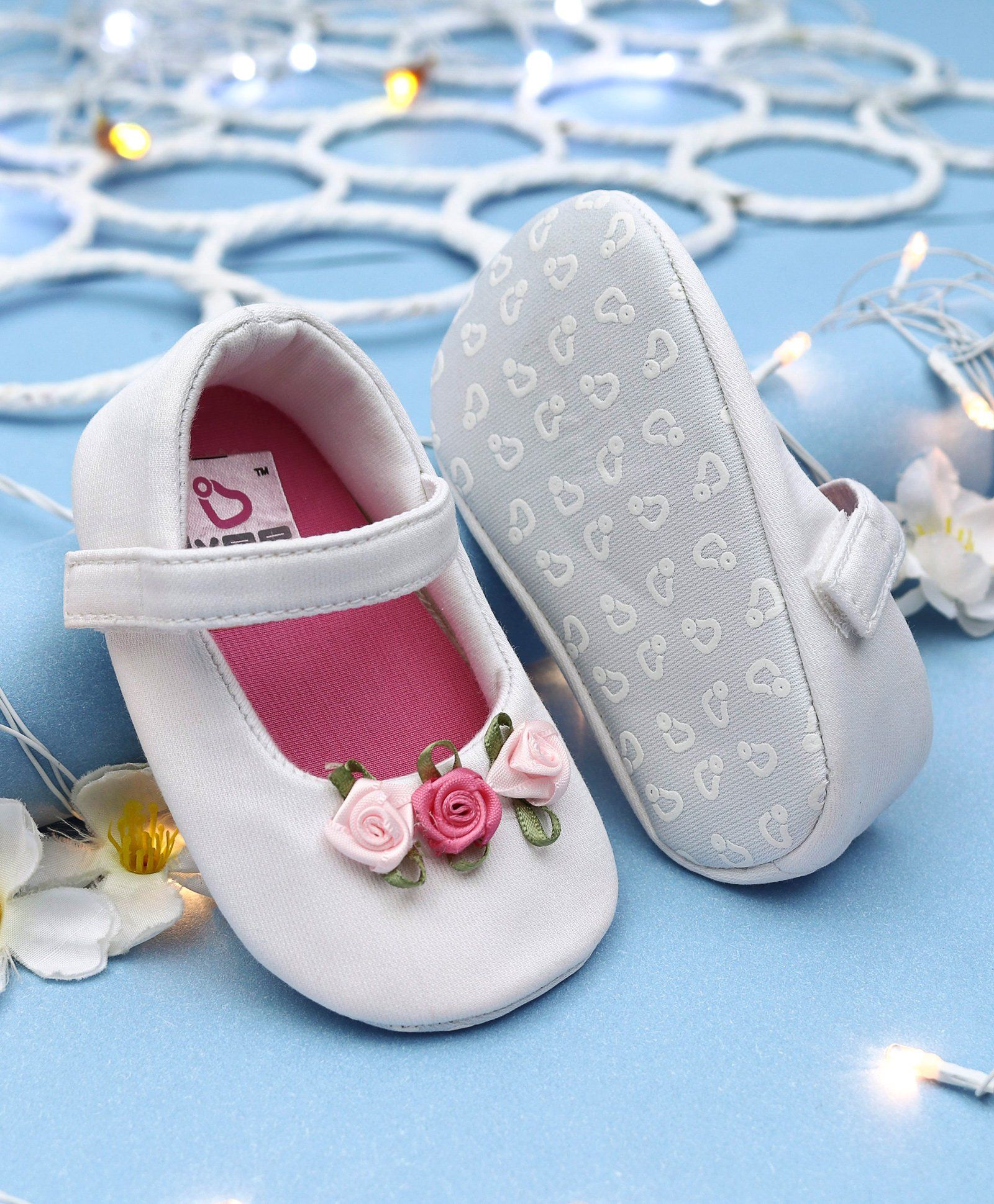 Ivee Flower Embellished Booties - White