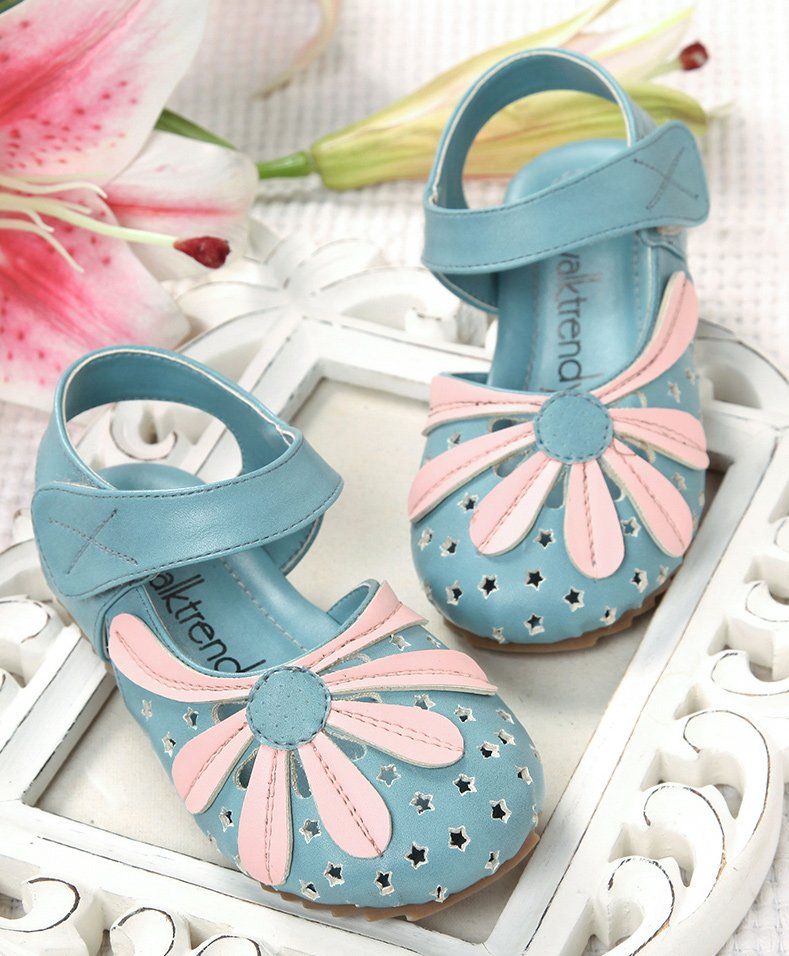 LCL by Walktrendy Mary Jane With Velcro - Blue