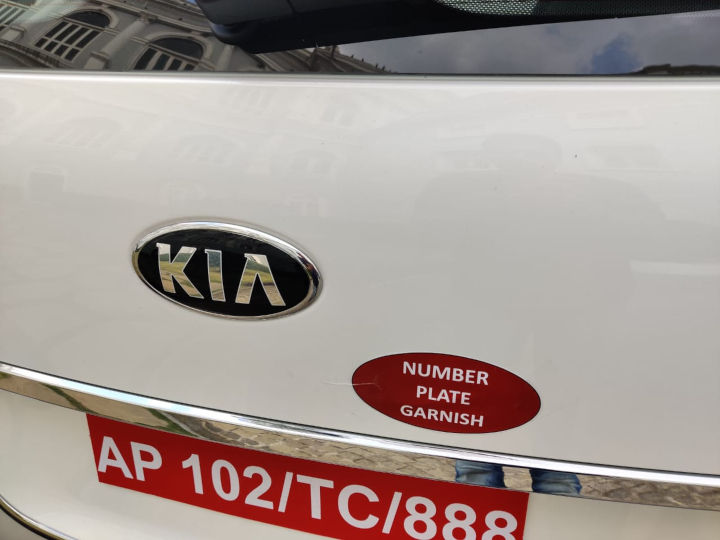 Kia Carnival Accessories Detailed Out In Our Video