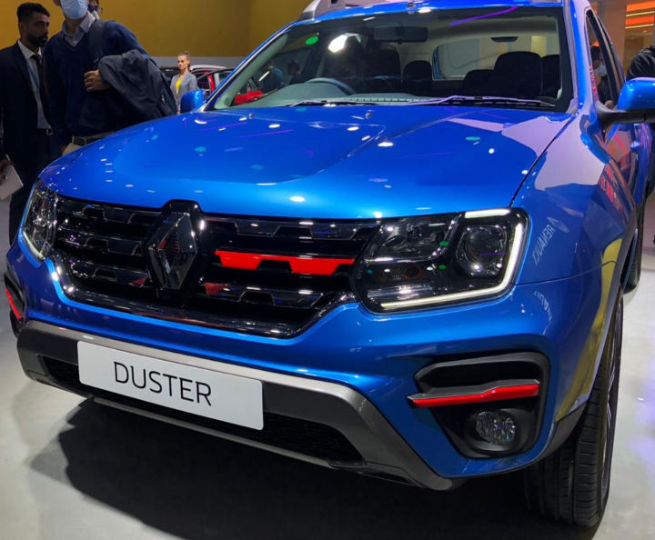 Renault Duster Turbo Petrol Sets Its Launch Date In August - Details