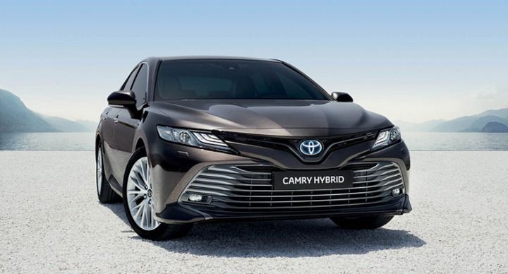 toyota camry bs6 price in india