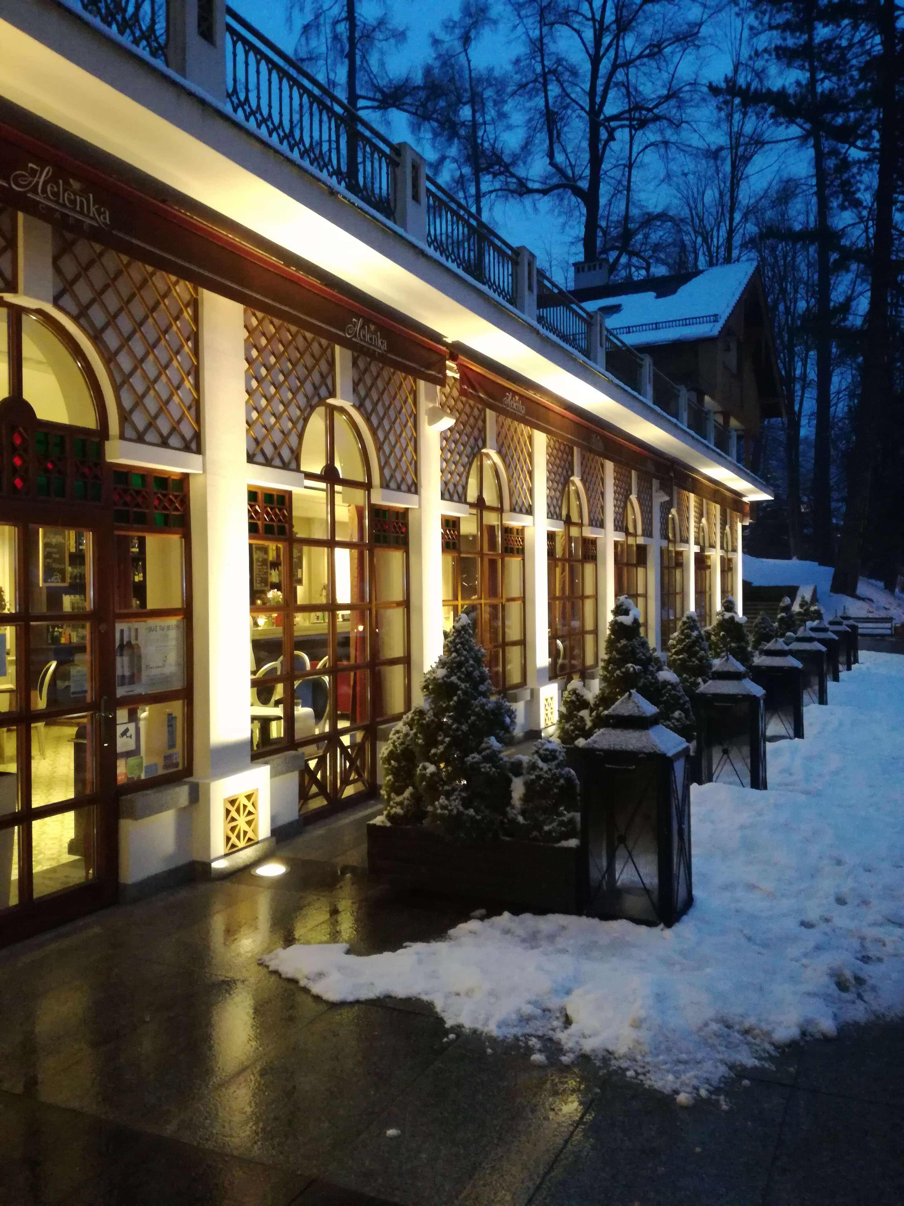 Cafe at night