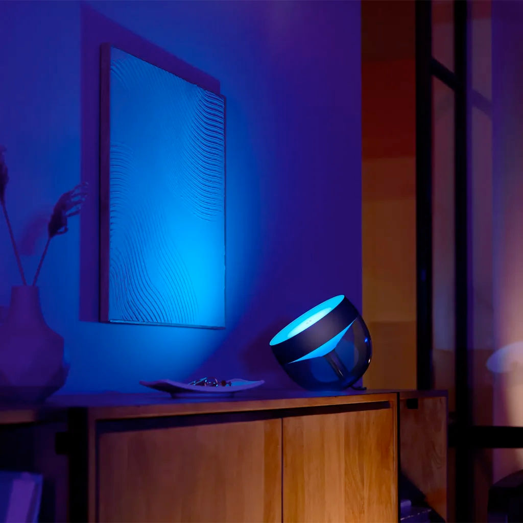Hue Iris table lamp – view 4